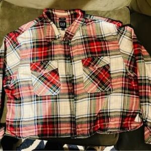 Womans Gap cropped flannel. Size xl.